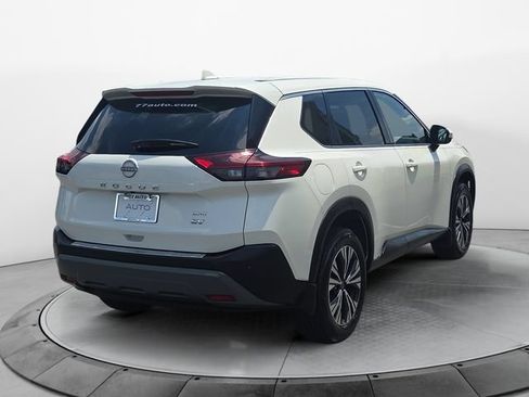 Used 2023 Nissan Rogue SV FWD image 5