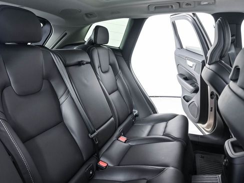Certified 2024 Volvo XC60 T8 Ultimate w/ Protection Package Premier AWD/4WD image 24