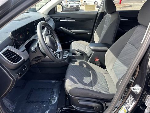 Used 2024 Kia Seltos LX image 29
