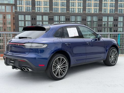 Certified 2026 Porsche Macan AWD/4WD image 7