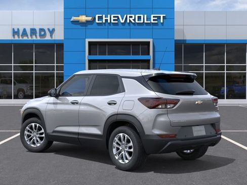 New 2026 Chevrolet TrailBlazer LS w/ LS Convenience Package FWD image 3