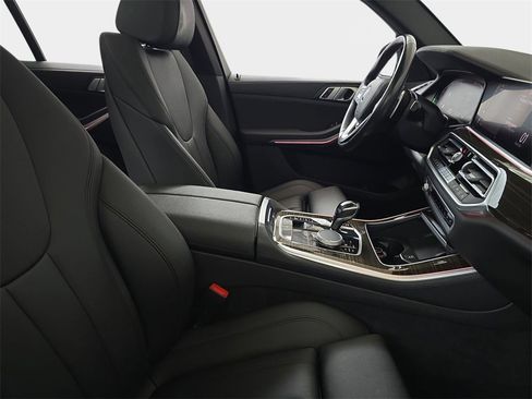 Used 2020 BMW X5 xDrive40i w/ Convenience Package image 11