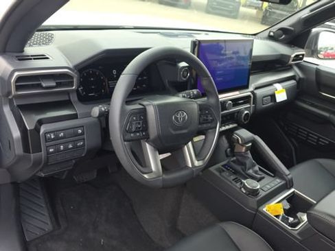 New 2026 Toyota 4Runner Limited AWD/4WD image 12