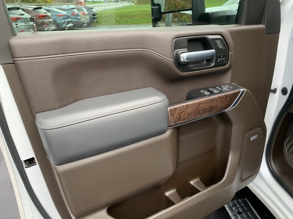 Certified 2023 GMC Sierra 2500 Denali w/ Technology Package AWD/4WD image 23