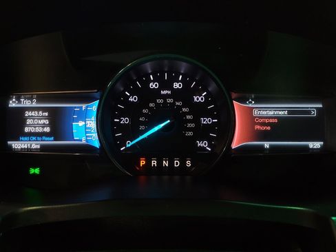 Used 2016 Ford Explorer XLT w/ Equipment Group 201A FWD image 23
