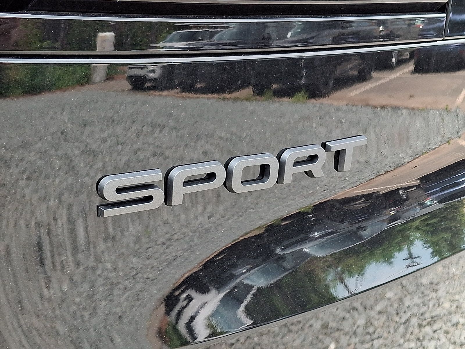 New 2026 Land Rover Range Rover Sport Dynamic SE AWD/4WD image 19
