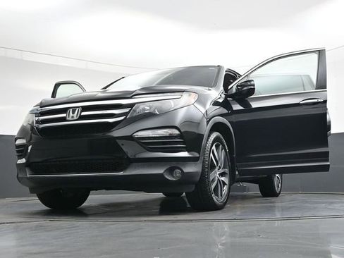 Used 2016 Honda Pilot Elite image 41