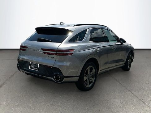 Used 2022 Genesis GV70 3.5T Sport AWD/4WD image 7