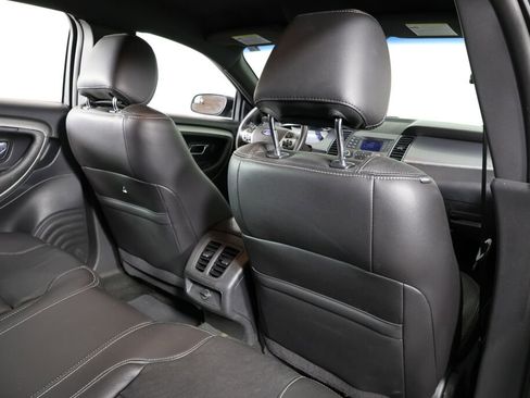 Used 2015 Ford Taurus SEL image 19