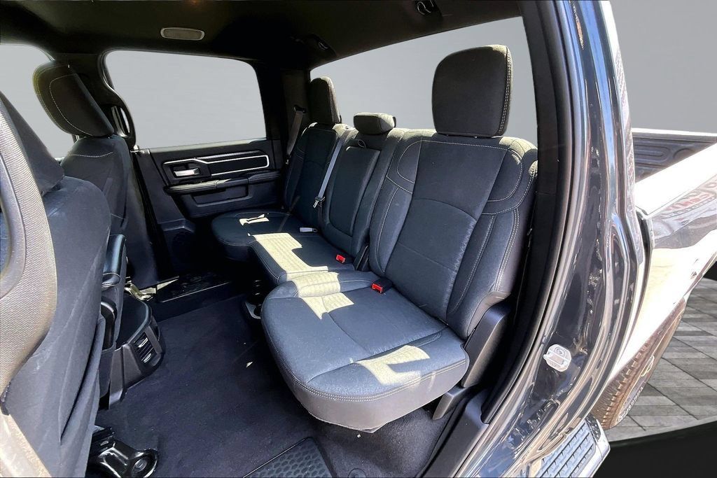 Certified 2026 RAM 2500 Big Horn AWD/4WD image 19