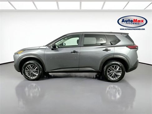 Used 2023 Nissan Rogue S image 8
