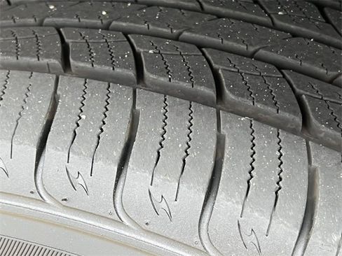 Used 2022 GMC Sierra 1500 Elevation image 8