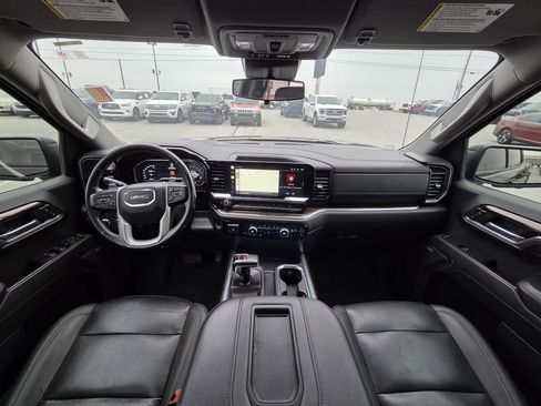 Used 2022 GMC Sierra 1500 Elevation w/ Elevation Premium Package image 24