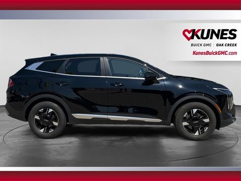 Used 2026 Kia Sportage LX FWD image 12