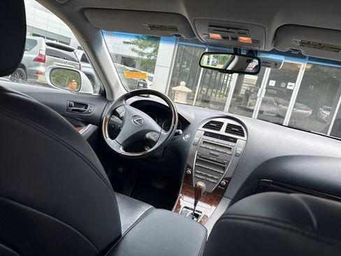 Used 2010 Lexus ES 350 FWD image 8
