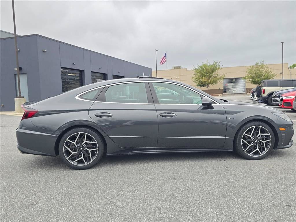 Used 2022 Hyundai Sonata N Line FWD image 2