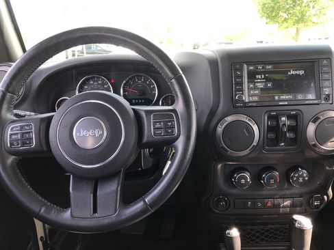 Used 2017 Jeep Wrangler Unlimited Sport AWD/4WD image 30