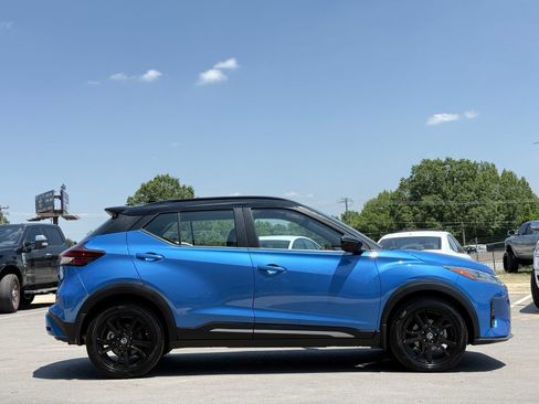 Used 2021 Nissan Kicks SR w/ SR Premium Package FWD image 8