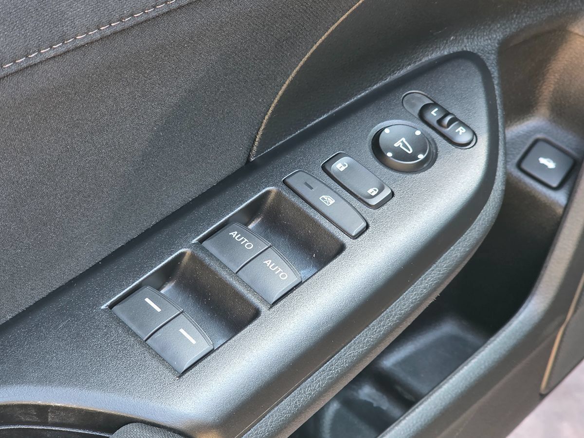 Used 2018 Honda Civic EX-T image 28