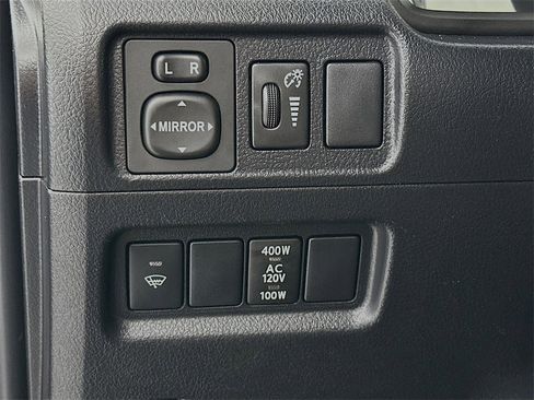 Used 2019 Toyota 4Runner SR5 Premium image 10