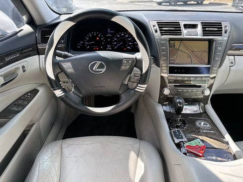 Used 2011 Lexus LS 460 image 21
