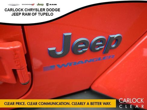 Used 2025 Jeep Wrangler Sahara image 43