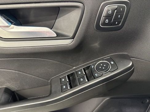 Used 2024 Ford Escape Platinum image 21