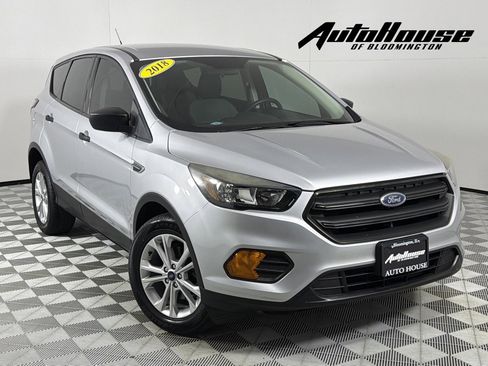Used 2018 Ford Escape S image 1