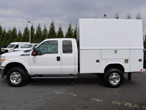 Used 2011 Ford F350 XLT w/ Snow Plow Prep Pkg AWD/4WD image 5