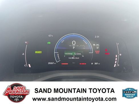 Used 2025 Toyota Camry SE w/ Convenience Package image 18