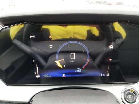 New 2026 Chevrolet Trax LT w/ Sunroof Package image 15