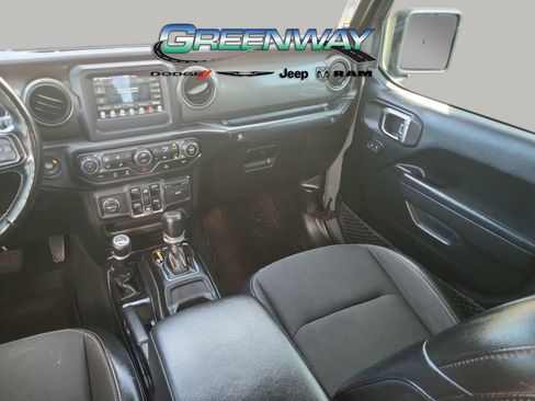 Used 2023 Jeep Gladiator Sport S image 14
