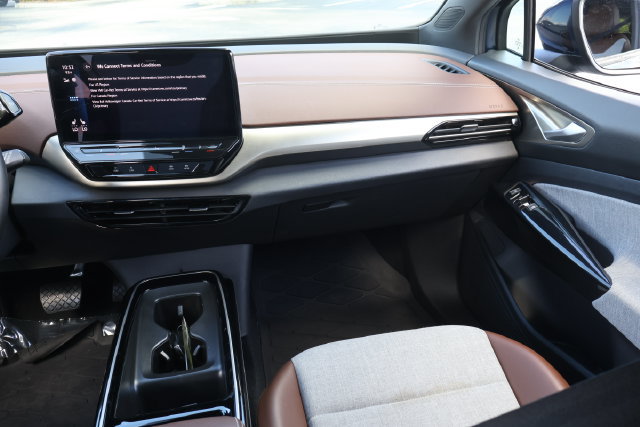Certified 2023 Volkswagen ID.4 Pro RWD image 18