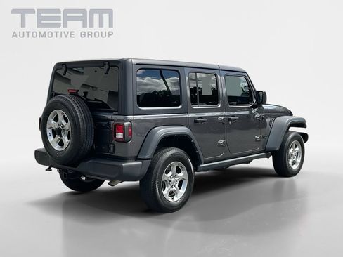 Used 2021 Jeep Wrangler Unlimited Sport AWD/4WD image 7