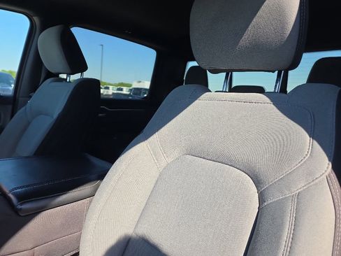 Used 2023 RAM 1500 Big Horn AWD/4WD image 43