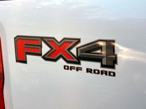 Used 2024 Ford F350 Lariat image 10