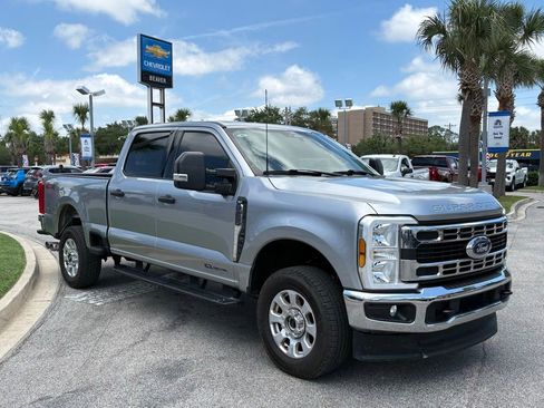 Used 2024 Ford F250 XLT AWD/4WD image 8