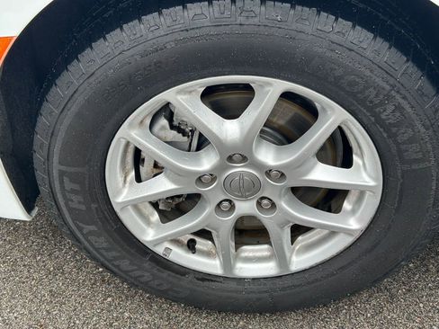 Used 2020 Chrysler Pacifica Touring-L image 9