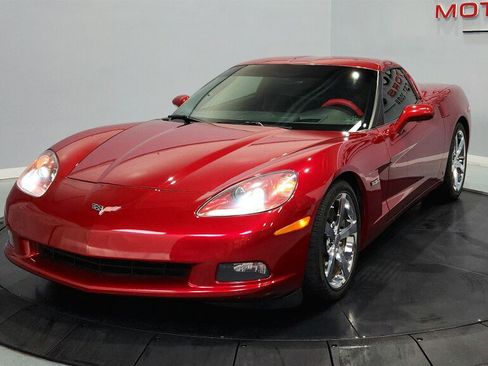 Used 2009 Chevrolet Corvette Coupe w/ Preferred Equipment Group RWD image 17