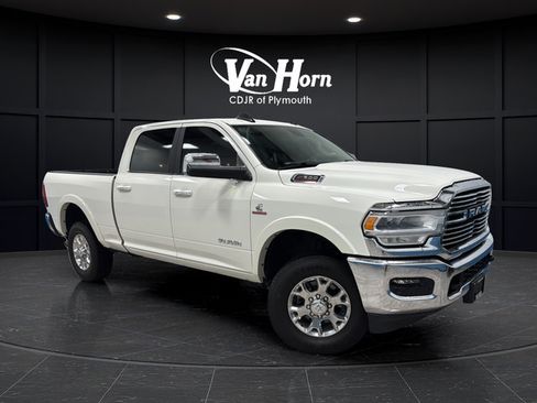 Used 2022 RAM 2500 Laramie AWD/4WD image 1