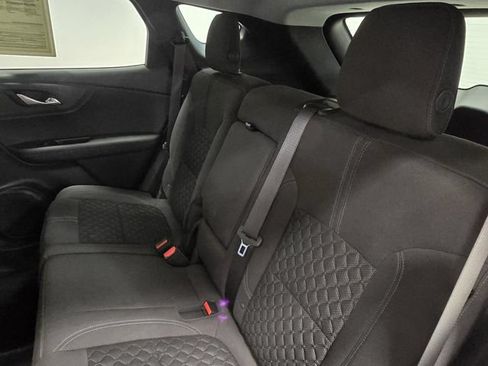 Used 2019 Chevrolet Blazer LT FWD image 21
