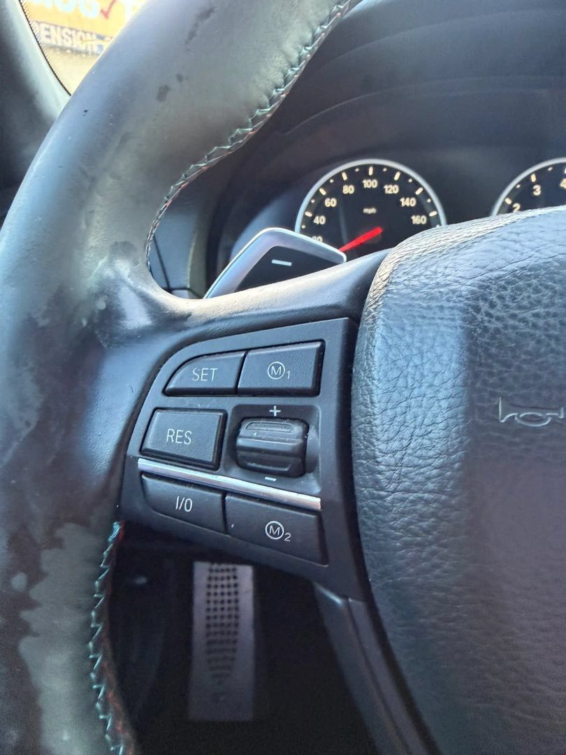 Used 2013 BMW M5 RWD image 23