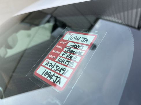 Used 2025 Jaguar F-PACE R-Dynamic S image 18