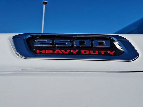 Used 2024 RAM 2500 Tradesman w/ Chrome Appearance Group image 30
