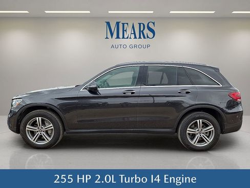Used 2022 Mercedes-Benz GLC 300 image 3
