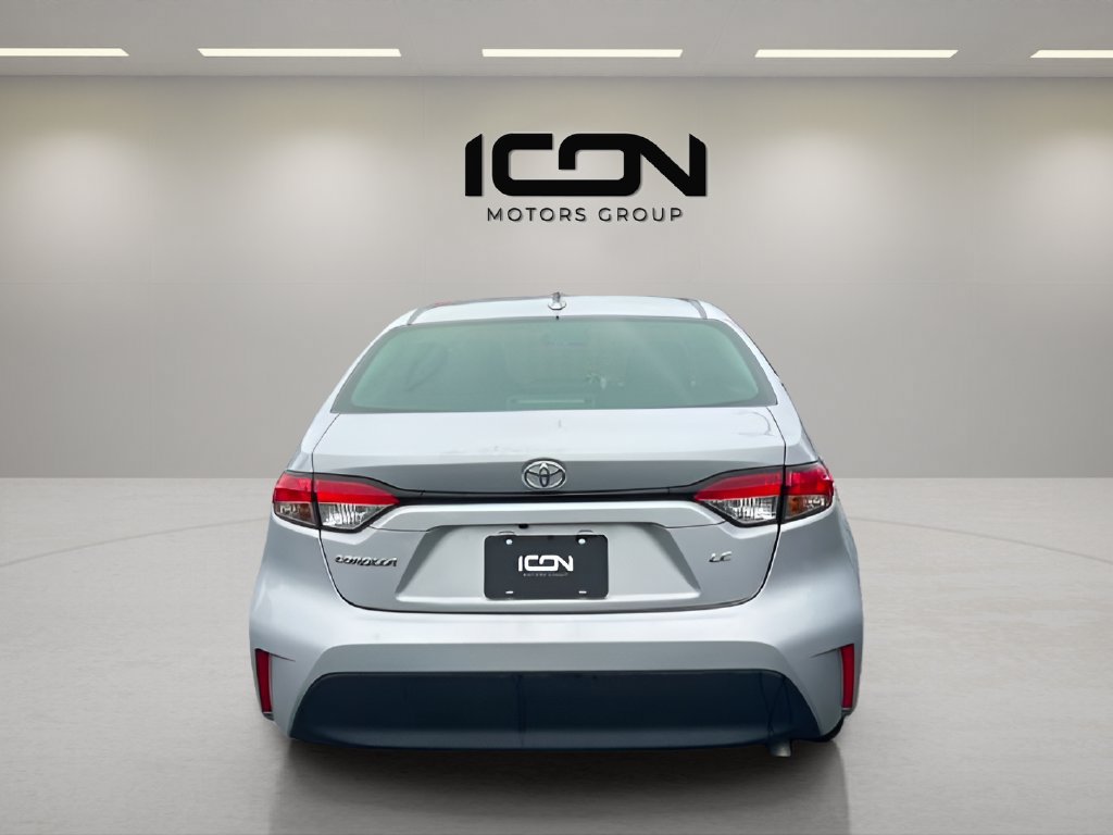 Used 2024 Toyota Corolla LE FWD image 4