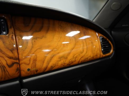 Used 2002 Jaguar XK8 Convertible image 38