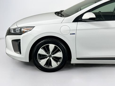 Used 2019 Hyundai Ioniq Plug-In Hybrid FWD image 40
