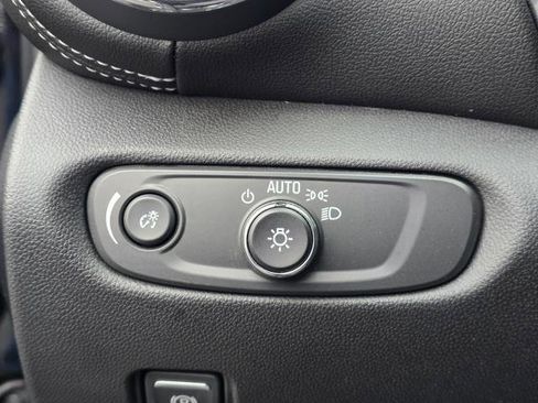 Used 2023 Chevrolet Blazer LT w/ Driver Confidence Package image 13