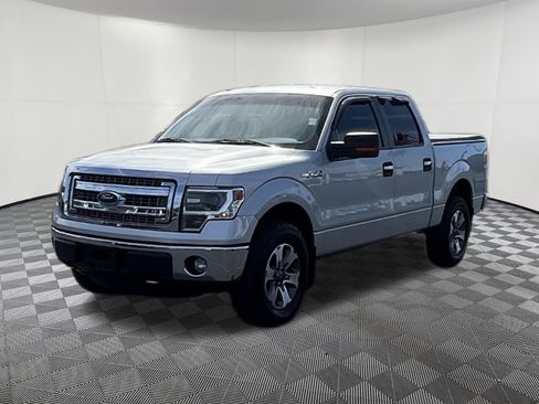 Used 2014 Ford F150 XLT w/ Equipment Group 302A Luxury AWD/4WD image 3